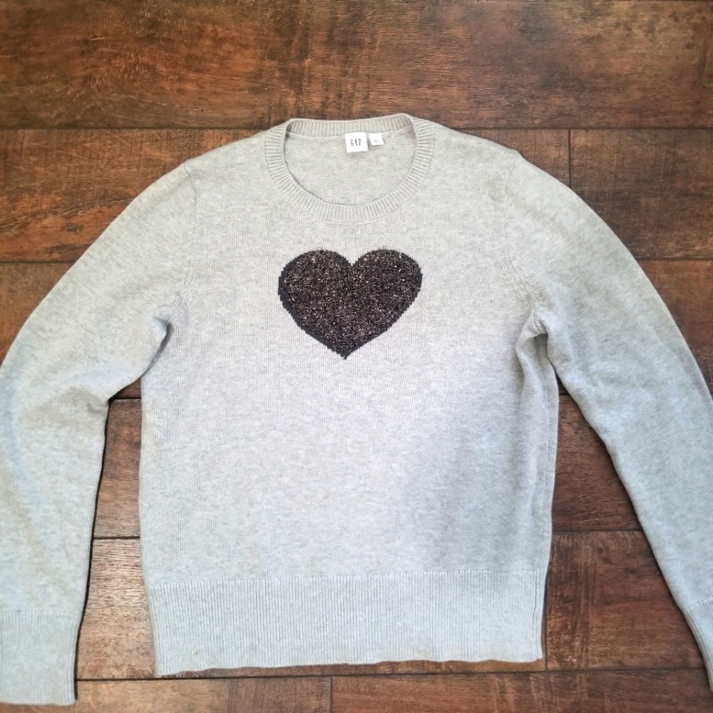 GAP Sweater